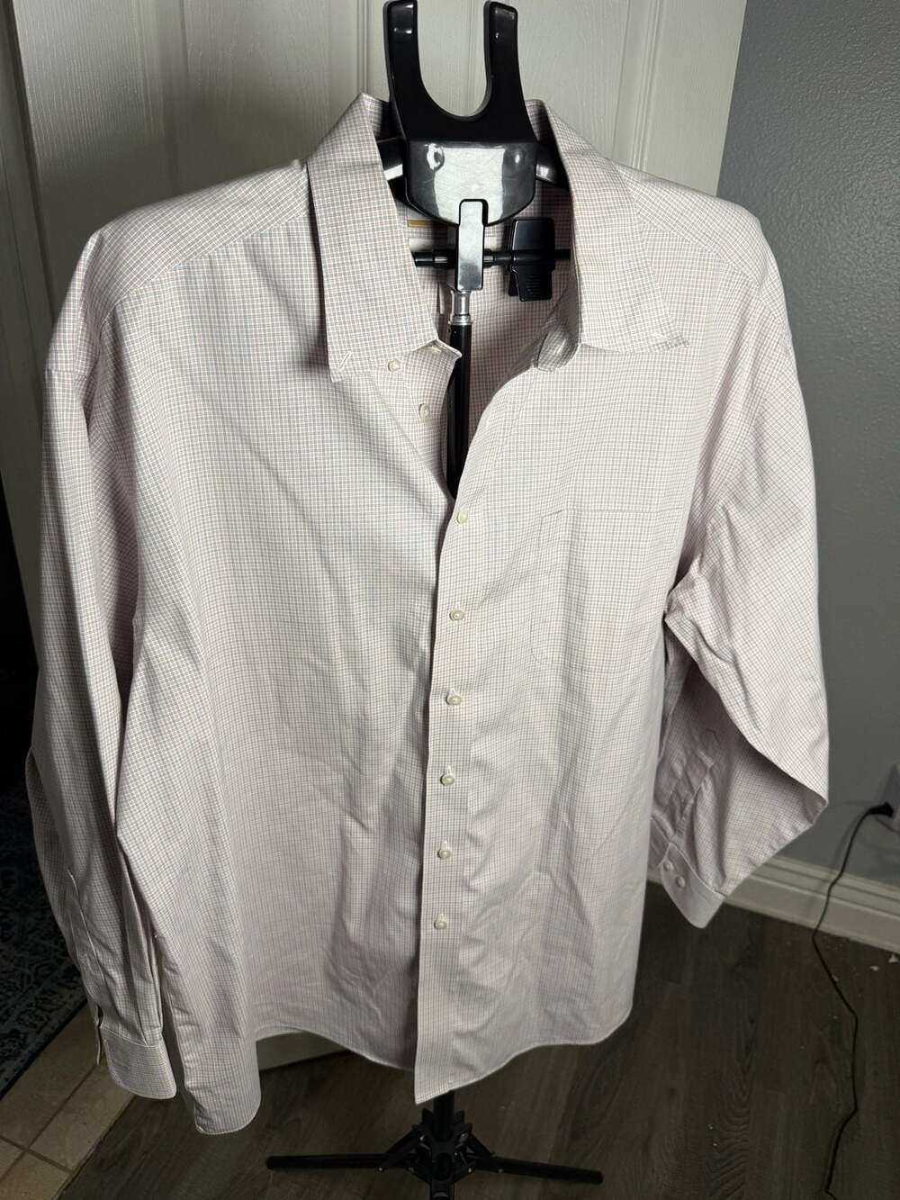 Gold Label Roundtree & Yorke Long Sleeve Dress Shirt Size 18 1/2 34/35 Check